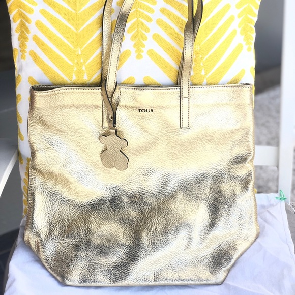 Tous Handbags - 🐻 Tous Leather Gold Tote